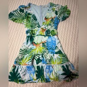 Tropical Print Dress with Short Sleeves